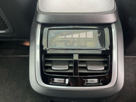 2023 Volvo XC90 - thumbnail 17