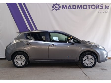 2016 Nissan Leaf - thumbnail 9