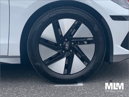 2024 Hyundai Ioniq 6 Signature 77 kW, *Privacy Glass* €34,995 thumbnail