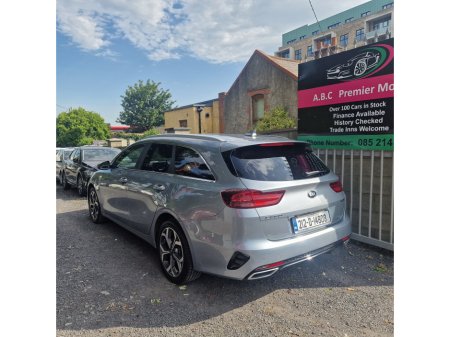 2021 Kia Ceed 1.6 CRDI PHEV Trailer €19,950 thumbnail