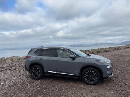 2025 Nissan X-Trail Leather Side Steps SVE Hybrid €51,995