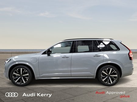 2025 Volvo XC90 - thumbnail 4