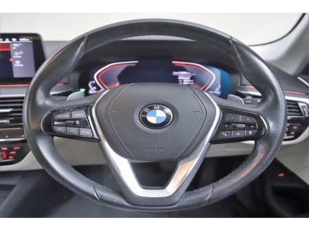 2021 BMW 5 Series - thumbnail 14