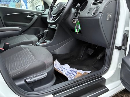 2014 Volkswagen Polo 1.2i TSI Petrol Automatic Comfortline €11,500 thumbnail