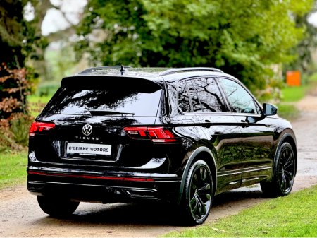 2023 Volkswagen Tiguan - thumbnail 16