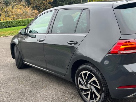 2019 Volkswagen Golf MATCH TDI €18,745