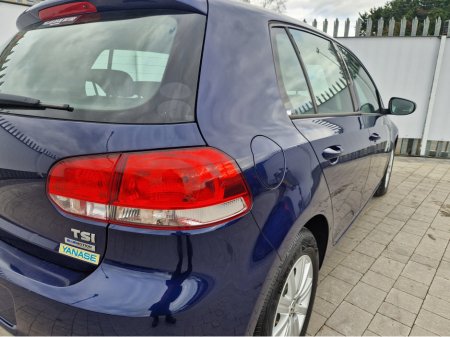 2012 Volkswagen Golf - thumbnail 11