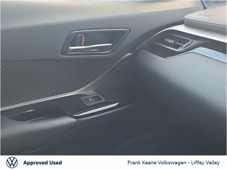 2018 Toyota C-HR SOL AUTO HYBRID 1.8 *FULL LEATHER* *DIAMOND CUT ALLOYS* *CARPLAY* *HEATED SEATS* *BLIND SPOT* *NEW NCT* *12 MONTHS FRANK KEANE WARRANTY* *FINANCE AVAILABLE* €21,995 thumbnail