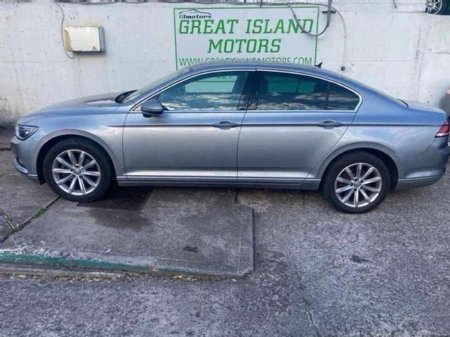 2019 Volkswagen Passat  €17,900