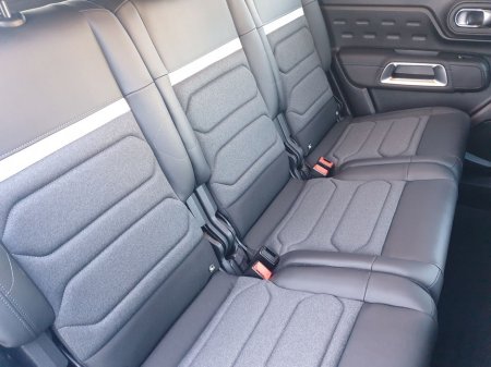 2025 Citroen C5 Aircross Plus Pack 1.2 Petrol Manual , 3192 Kilometres €29,995 thumbnail