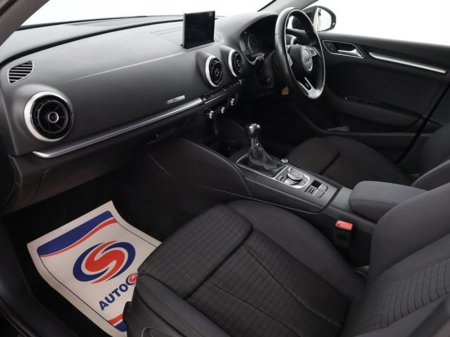 2017 Audi A3 - thumbnail 16