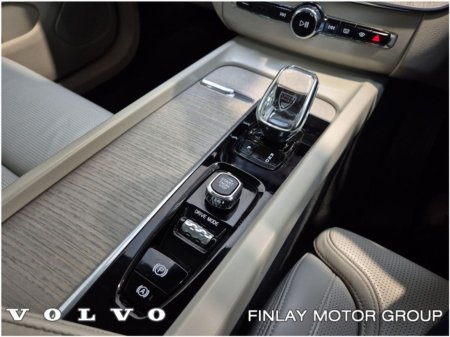 2020 Volvo XC60 T8 (390hp) PHEV Inscription Auto AWD €38,950 thumbnail