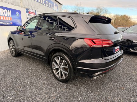 2019 Volkswagen Touareg 3.0 TDI V6 R-LINE  AUTO 285BHP  2 SEAT COMMERICAL ( 191 REG ) €35,600 thumbnail