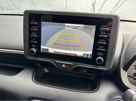 2022 Toyota Yaris - thumbnail 6