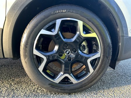 2026 Opel Mokka GS1.2 MHEV €39,600 thumbnail