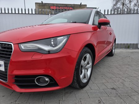 2012 Audi A1 - thumbnail 5