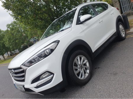 2015 Hyundai Tucson 1.7 CRDI SE NAV BL/DR 5 5DR €11,995