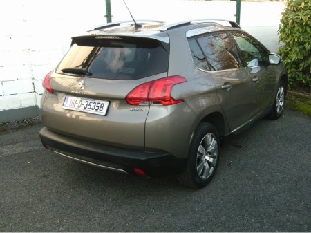 2016 Peugeot 2008 - thumbnail 21