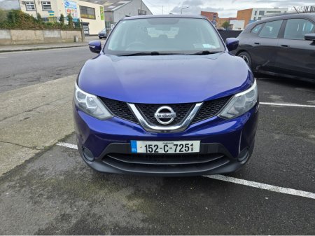 2015 Nissan Qashqai - thumbnail 16