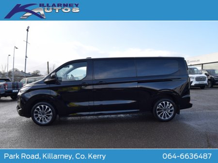 2026 Ford Tourneo Custom 2026 PHEV Tourneo Custom Limited 2.5 Auto thumbnail