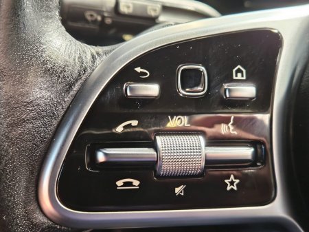 2019 Mercedes-Benz A Class - thumbnail 8