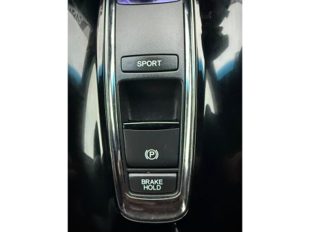 2015 Honda Vezel  €14,990 thumbnail