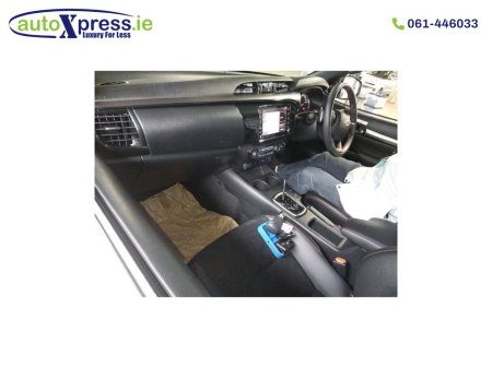 2023 Toyota Hilux 2.4D Z GR SPORT Automatic. €45,995 thumbnail