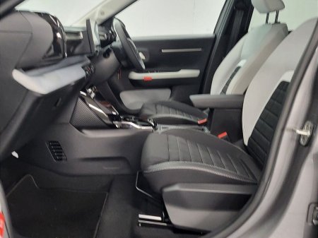 2025 Citroen C3 44kWh Battery with 113hp Max €24,400