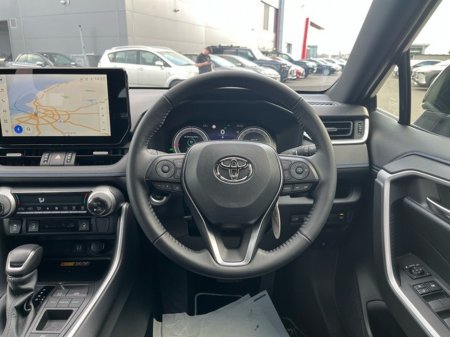 2025 Toyota Rav4 - thumbnail 9