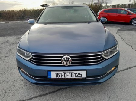 2016 Volkswagen Passat - thumbnail 4