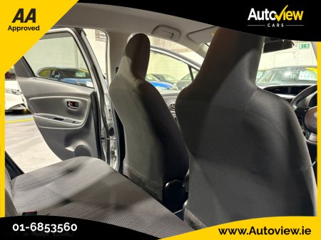 2019 Toyota Yaris /Vitz 1.5 Self-Charging Hybrid Automatic. AA APPROVED // FINANCE & NATIONWIDE DELIVERY AVAILABLE // SIMI DEALER €12,995 thumbnail