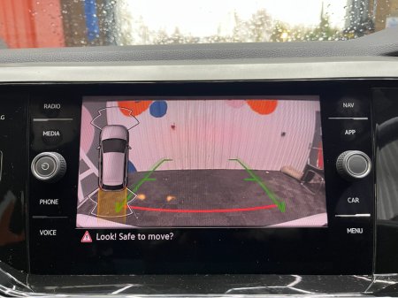 2021 Volkswagen Polo €19950 2021 VOLKSWAGEN POLO TSI CONFORT LINE 1.0 AUTOMATIC / CRUISE CONTROL / REVERSE CAMERA / APPLE CARPLAY AND MORE €19,950 thumbnail