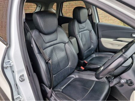 2019 Renault Captur - thumbnail 23