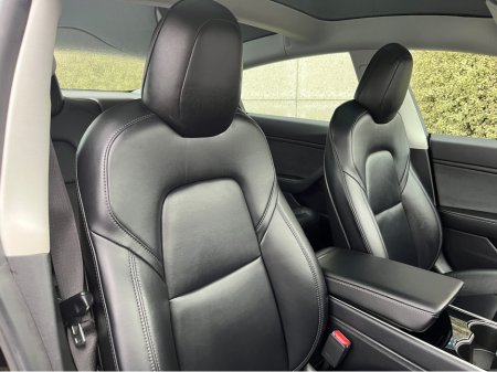 2019 Tesla Model S M3 DUAL MOTOR LR EV //FULL LEATHER HEATED SEATS//PANORAMIC GLASS ROOF//SURROUND PARKING CAMERS// €19,950 thumbnail