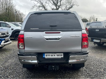 2021 Toyota Hilux - thumbnail 6