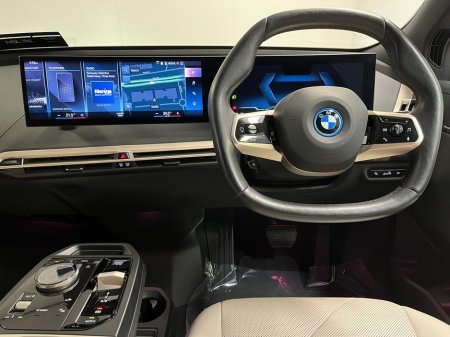 2022 BMW iX - thumbnail 14