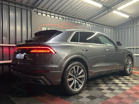 2021 Audi Q8 - thumbnail 6