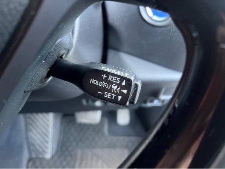 2019 Toyota C-HR SOL HYBRID AUTOMATIC 1.8 PETROL //HALF LEATHER HEATED SEATS//ADAPTIVE CRUISE CONTROL//REVERSE CAMERA//KEYLESS ENTRY// €19,950 thumbnail