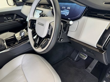 2024 Land Rover Range Rover Sport 3.0 I6 400 PS AWD Auto Dynamic HSE €104,000 thumbnail