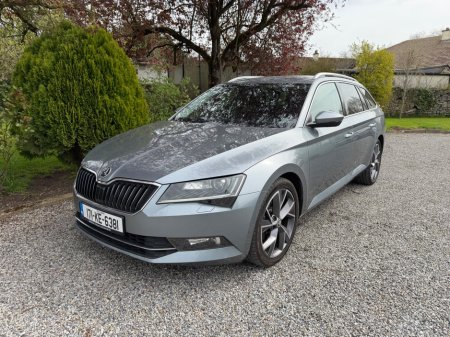 2017 Skoda Superb - thumbnail 15