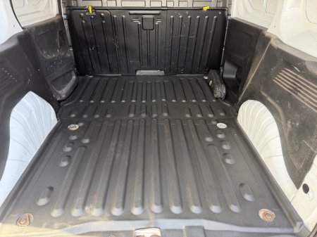 2024 Toyota Proace - thumbnail 8