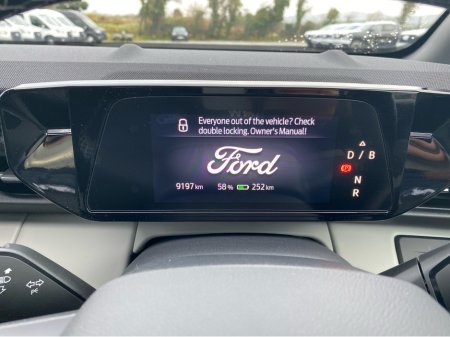 2025 Ford Explorer PREMIUM 77KWH EXTENDE thumbnail