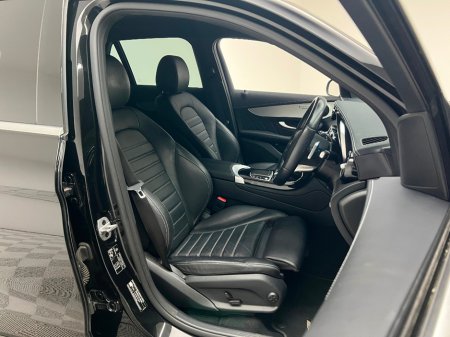 2021 Mercedes-Benz GLC Class 300DE AMG LINE 4MATIC €36,990 thumbnail