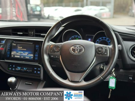 2016 Toyota Auris 1.2T ICON 5DR - LOW KMS €14,995 thumbnail
