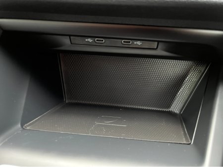 2022 Volkswagen Golf R-LINE ETSI ESTATE 1.5 PETROL //HIGH SPEC//HEAD UP DISPLAY//HALF LEATHER HEATED SEATS//HEATED STEERING WHEEL//REVERSE CAMERA//KEYLESS ENTRY// €27,950 thumbnail