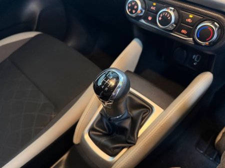 2022 Nissan Micra 1.0 N-design Black EXT MY21.5 €16,777 thumbnail