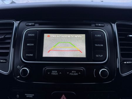 2017 Kia Carens OR RONDO PLATINUM PE 5DR €12,800 thumbnail