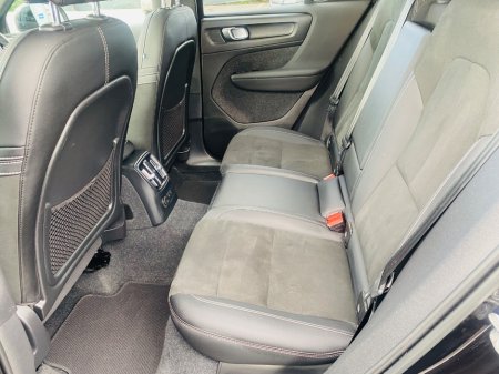 2023 Volvo XC40 - thumbnail 27