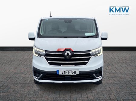 2024 Renault Trafic Red edition LWB 2.0 170BHP Automatic €31,500 thumbnail