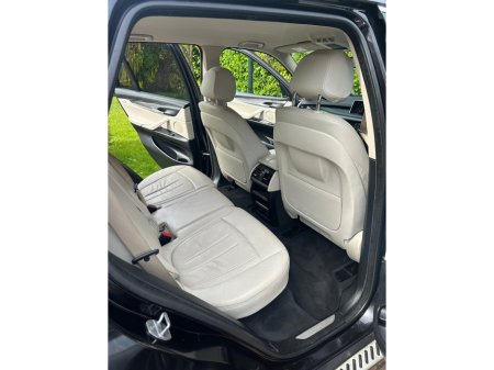 2016 BMW X5 - thumbnail 17